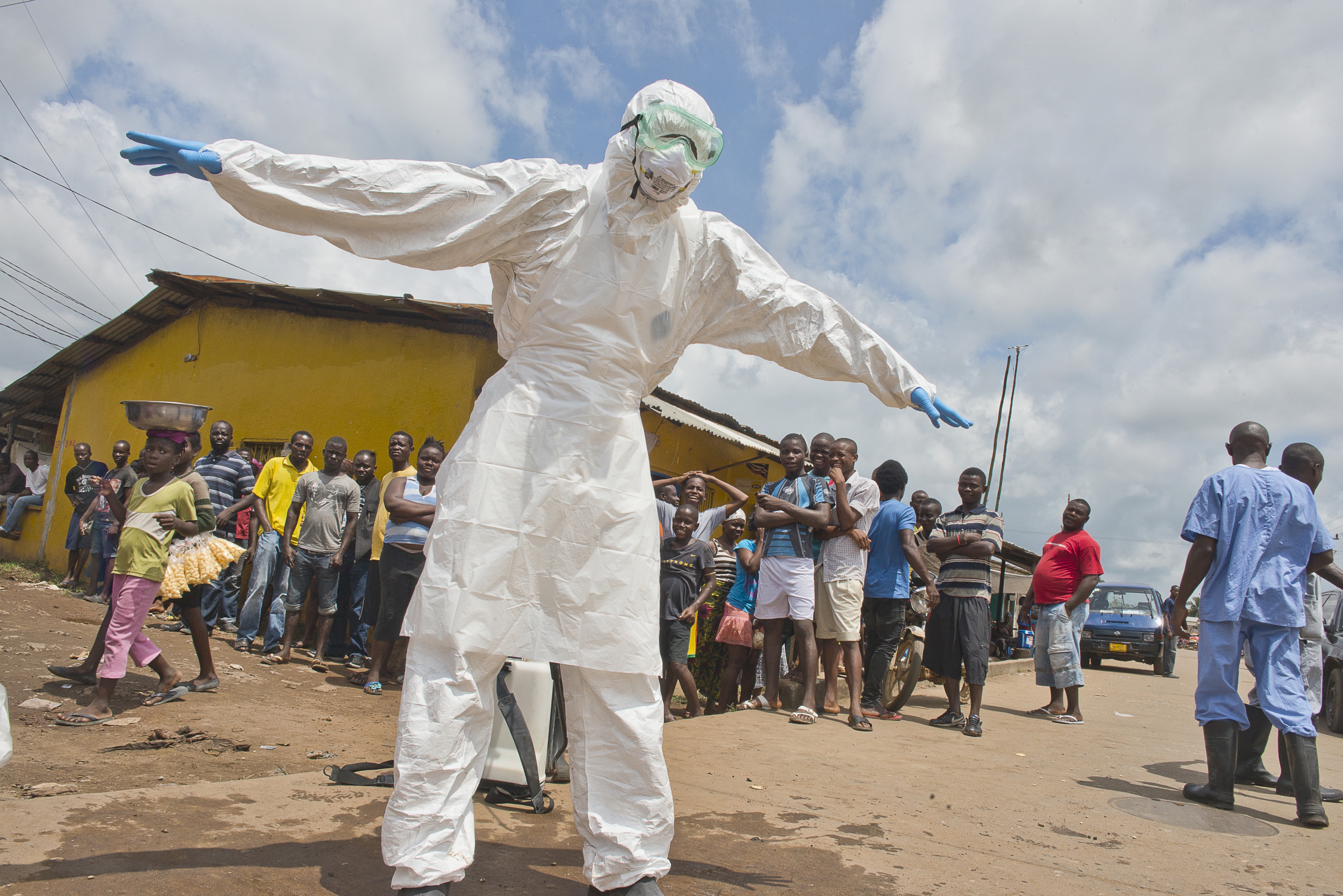 Isolating Ebola Cases Best Chance of Eradicating Ebola - Report