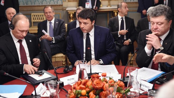 Putin and Poroshenko Meet in Milan - Reach Deal for Gas Supplies (1)