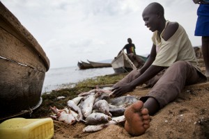 World Bank-Backed Corps and Small-Scale Fishers Fight Over Fishing Rights (2)